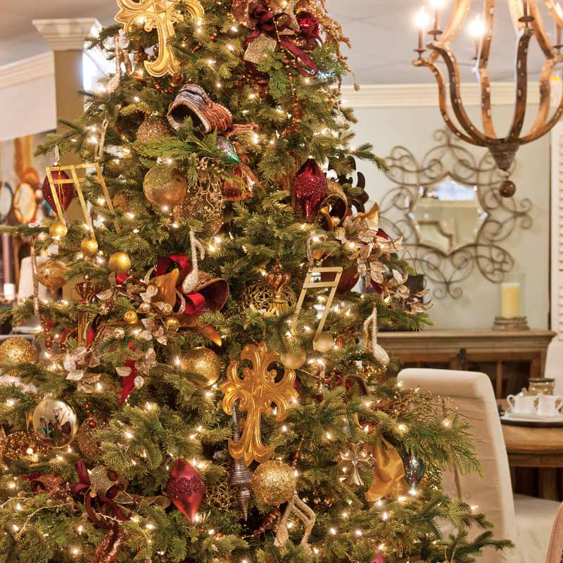 Carol-Inspired Christmas Tree 