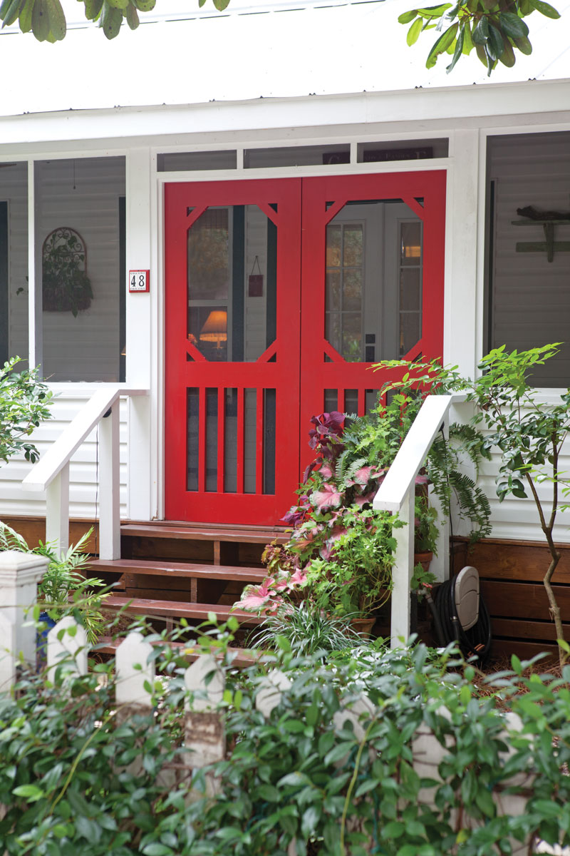 See the Front Porch of this Dream Cottage Cottage Journal