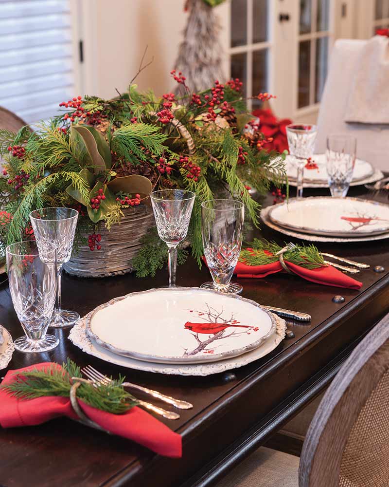 red and green table setting