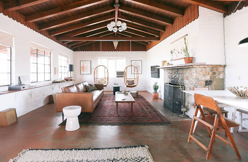 Joshua Tree hacienda living room on Airbnb