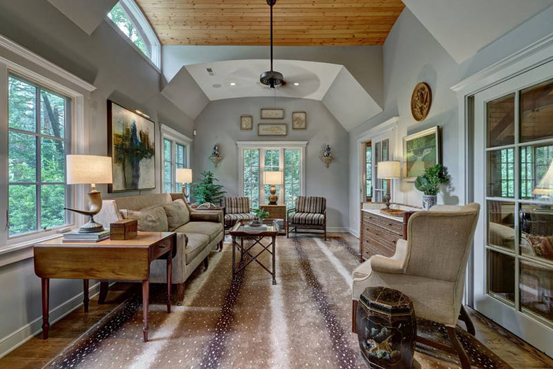 Stonecreek cottage living room on Airbnb