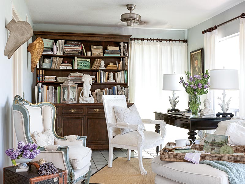 Coastal Influence Meets French Flair in This California Cottage