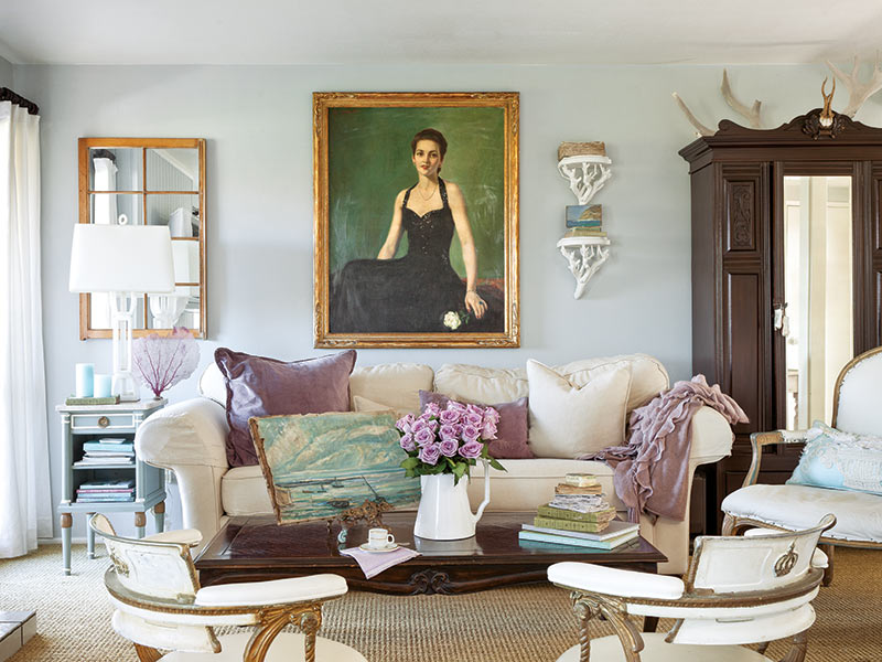 Coastal Influence Meets French Flair in This California Cottage