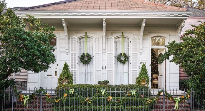 This 1880s Shotgun-Style Cottage in New Orleans, Louisiana, Overflows with Yuletide Charm