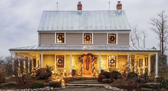 This Maryland Farmhouse Offers a Magical Country Christmas Escape