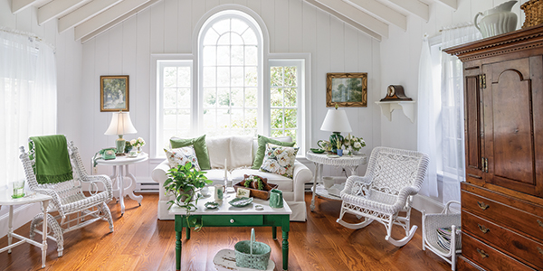 Verdant Charm and Vintage Finds Fill This Converted Carriage House